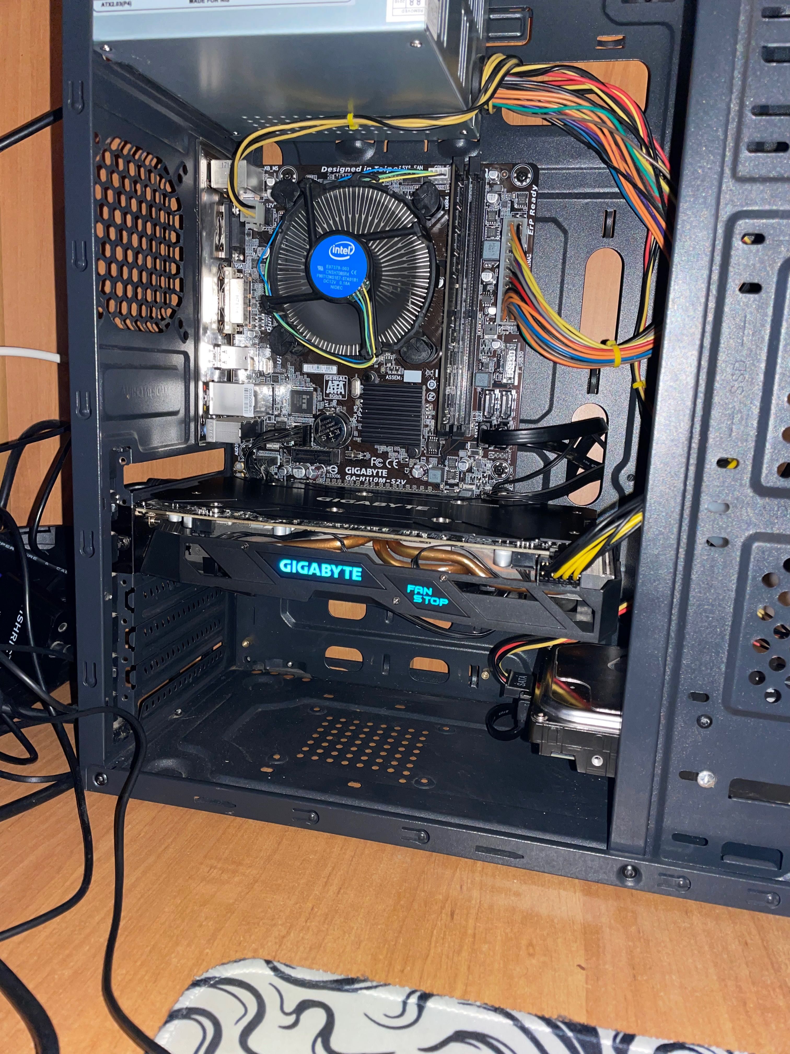 Повний комплект/Ігровий ПК, і3-7100/RX 570/SSD+HDD