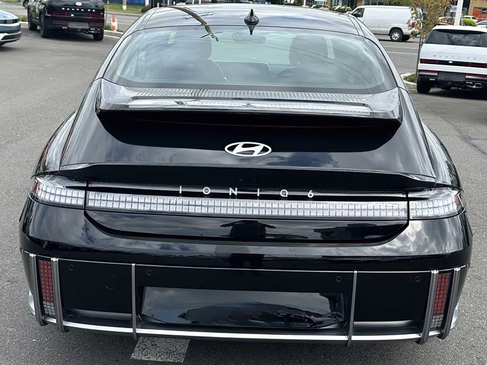 Hyundai Ioniq 6 SE 2024