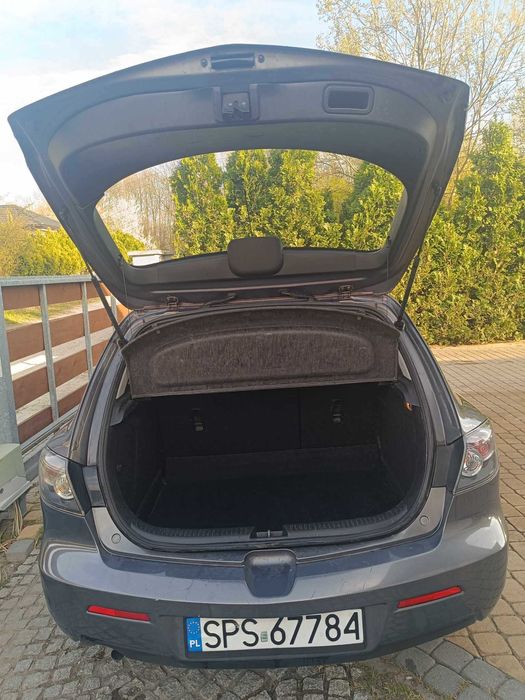 Mazda 3 w benzynie z 2008: sprawny samochód od prywatnego właściciela