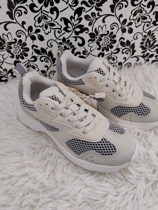 Nowe lekkie buty sportowe dla dziewczynki wsuwane Zara roz 31