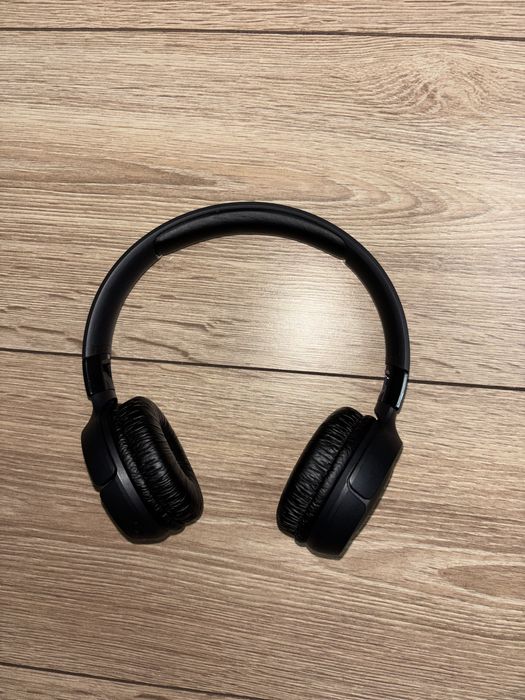 Навушники блютуз JBL модель TUNE520ВТ