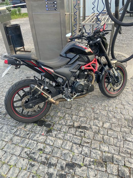 Мотоцикл Lifan SR 200