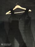 Vestido preto justo