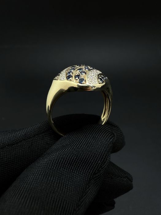 Золота каблучка / золотое кольцо / діаманти / сапфіри / бриллианты