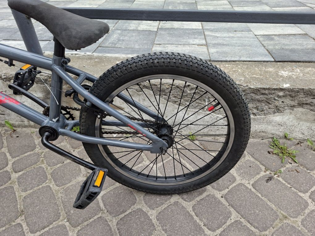 Продам велосипед BMX Outleap Clash, 20.
