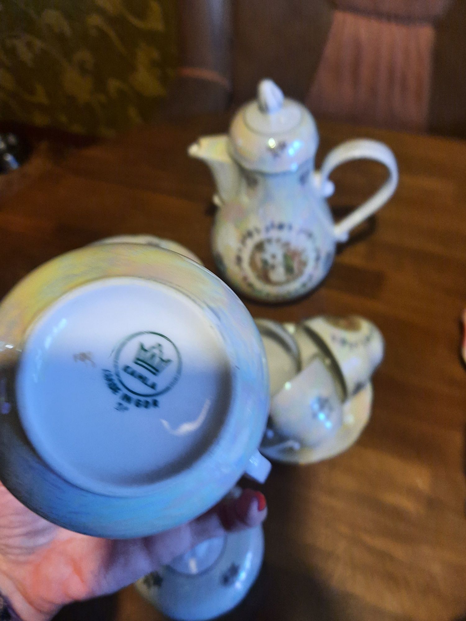 Продам сервиз МАДОННА (ГДР)