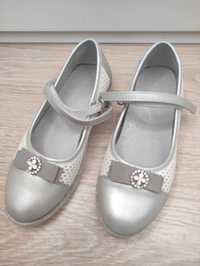 Туфлі для дівчинки р.32 YTOP