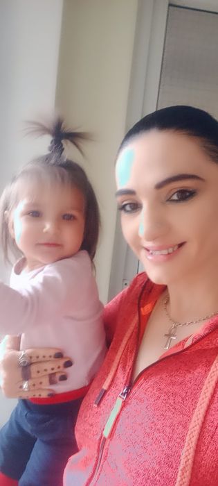 Няня  2-3 дня в неделю. Левый правый берег