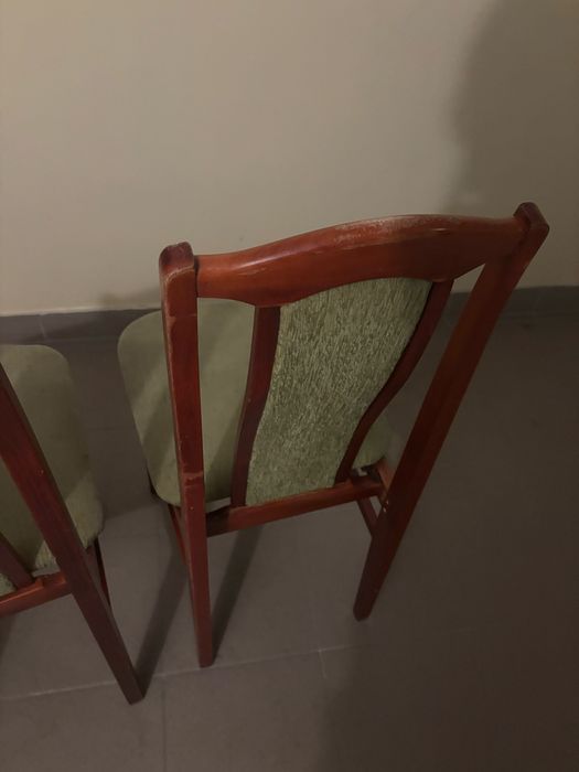 Krzesła do salonu jadalni drewniane tapicerowane