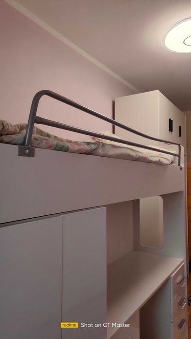 Łóżko piętrowe z biurkiem, szafkami, drabinką i nowym pokrowcem