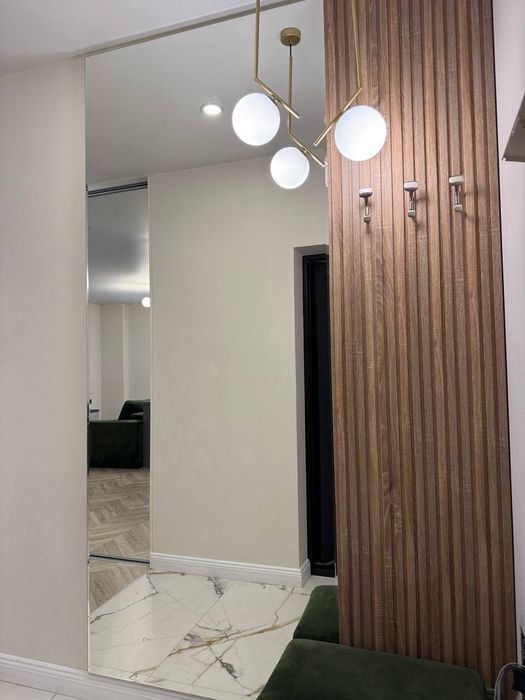 Оренда 2 км квартири з виглядом на озеро