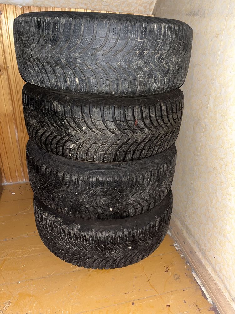 Felgi stalowe opony zimowe Michelin 185/55 R15" Opel Corsa C 4x100