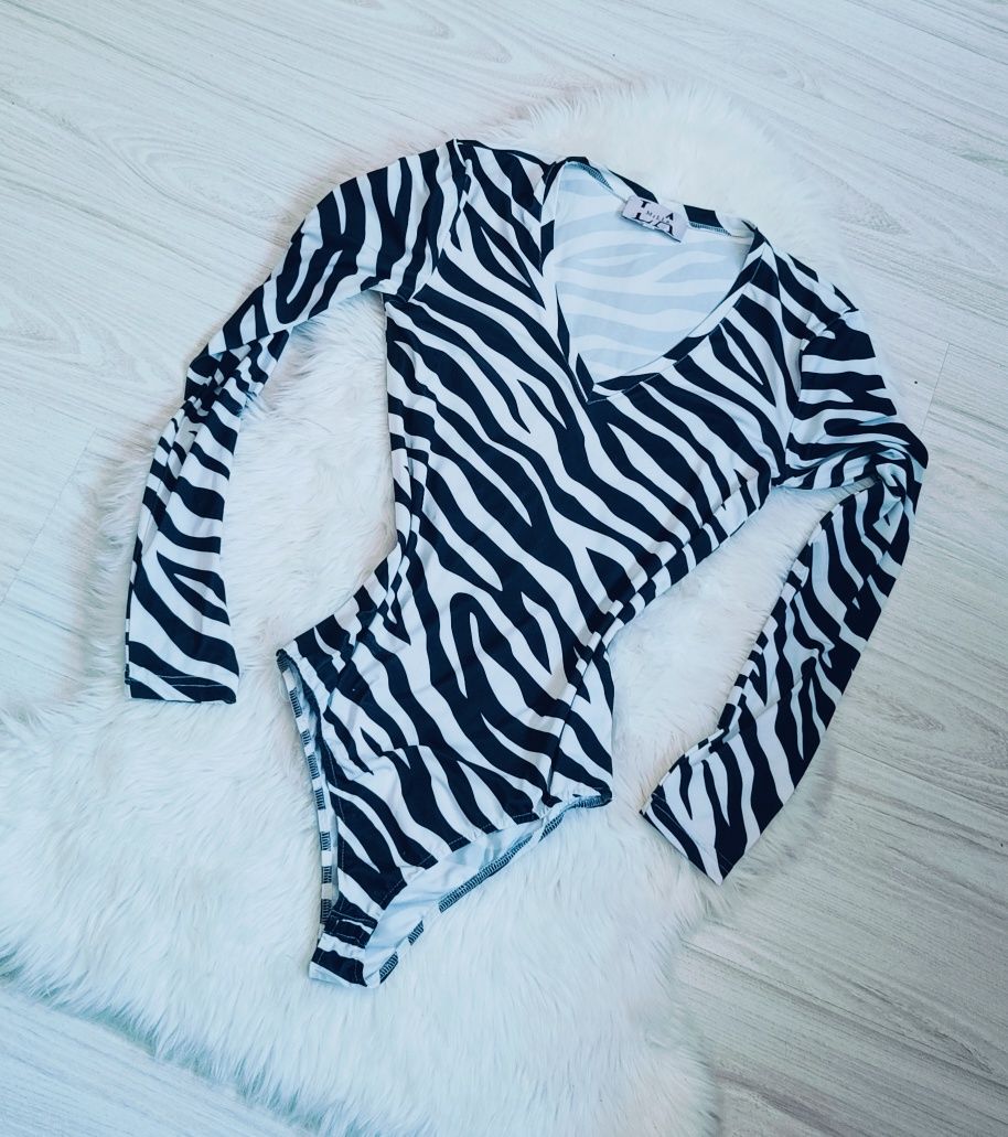 Komplet zestaw set La Milla body spódniczko spodenki zebra