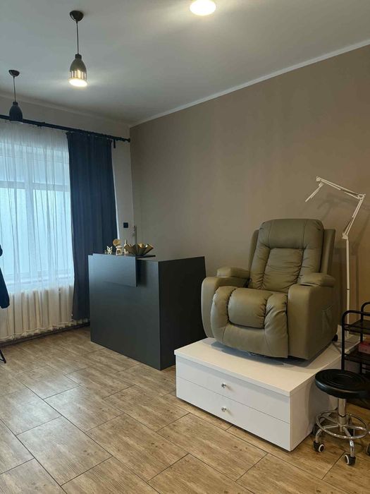 Oferta pracy salon kosmetyczny