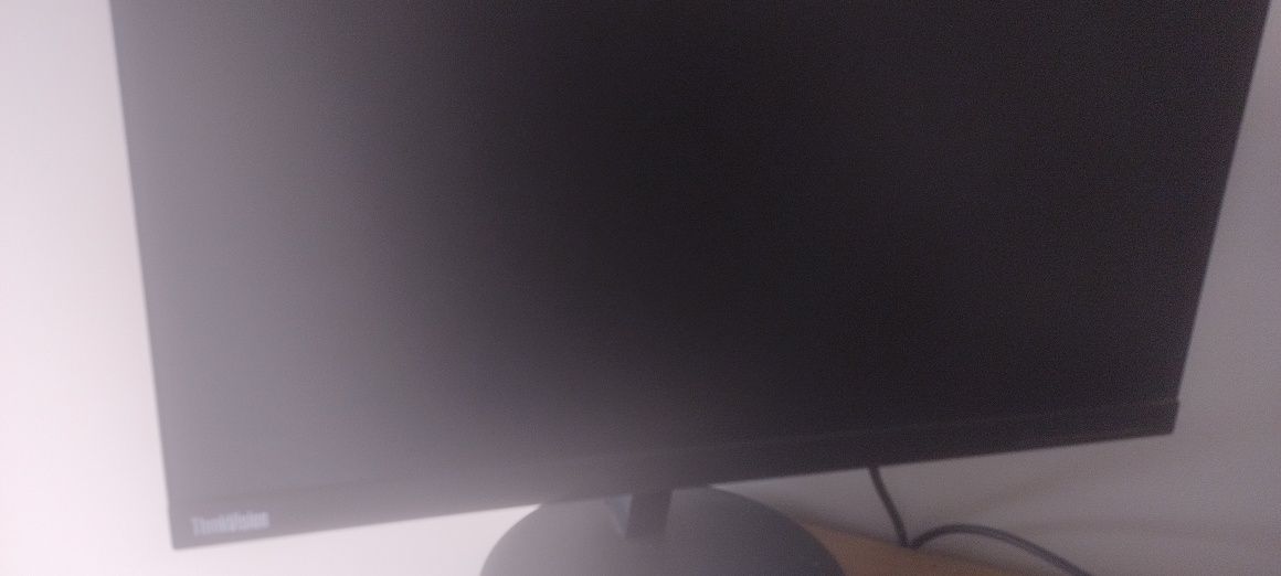 Monitor Lenovo Thinkvision bardzo dobry stan