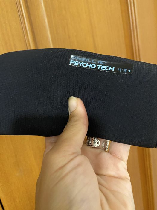 Fato surf oneill mulher psycho tech 4.3