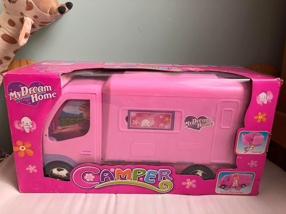 Camper Barbie nowy