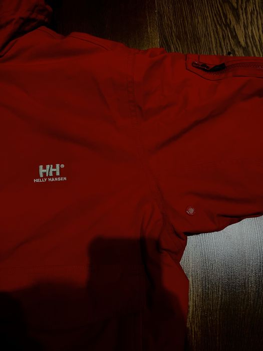 Пуховик Helly Hansen