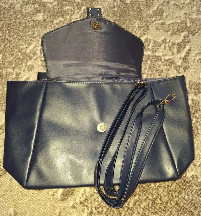 Женская сумка с искусственной кожи