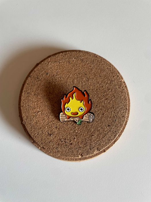 Pin Calcifer - Estúdios Ghibli