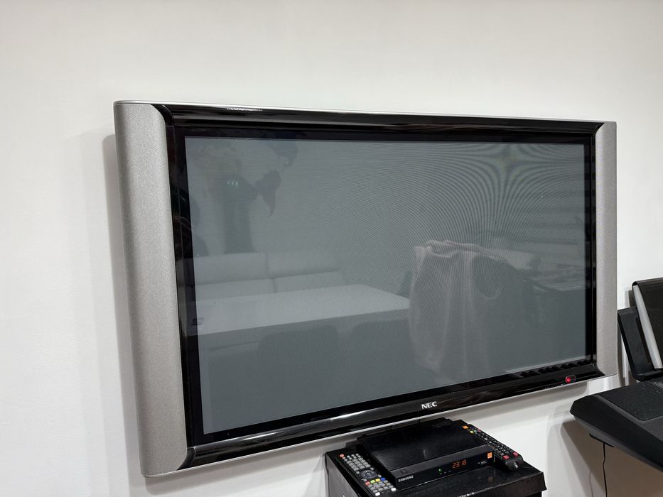 telewizor plazmowy NEC 42 cale