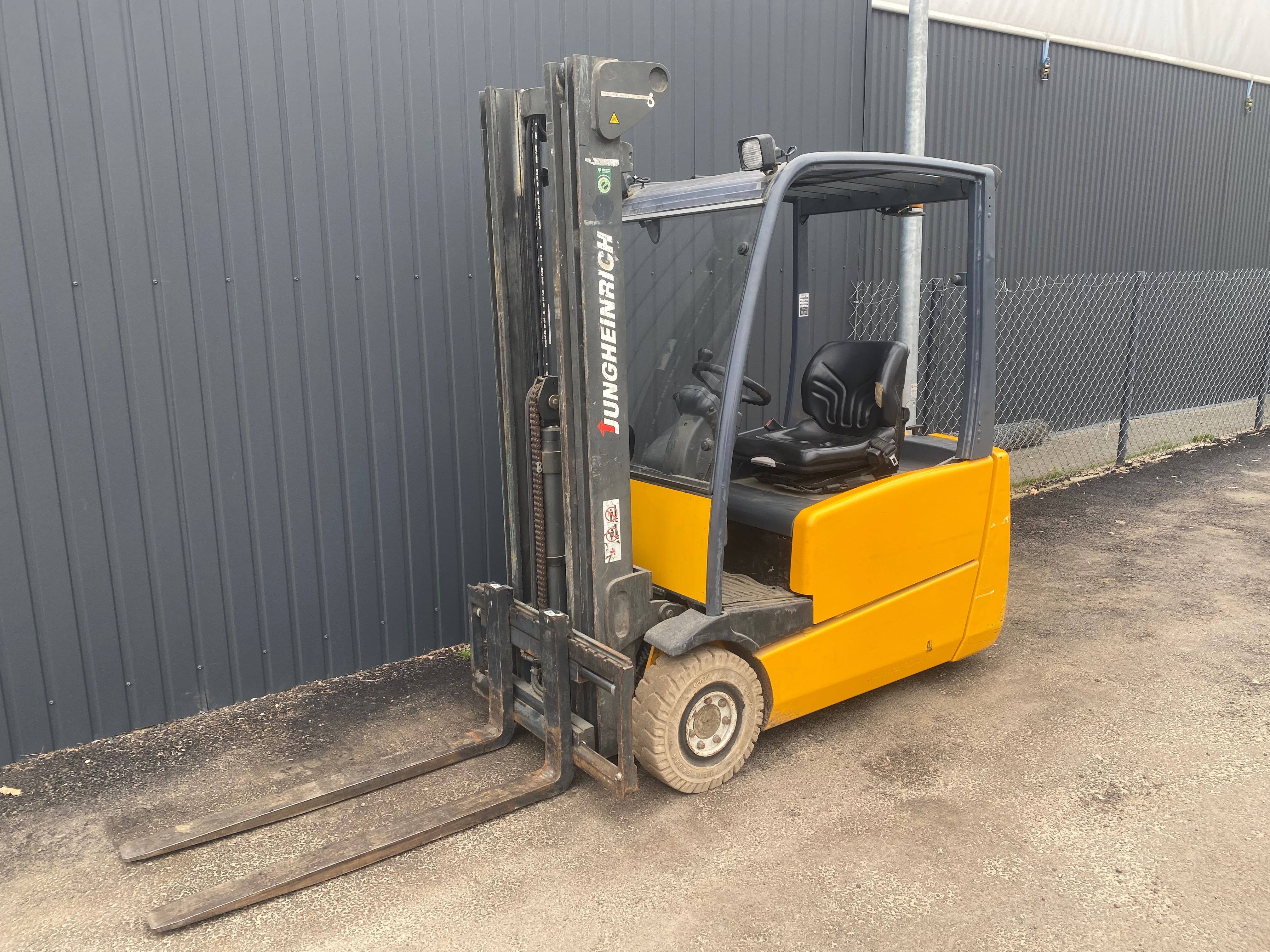 Jungheinrich EFG 216, 2005r Triplex 5.0 Białe opony Wózek widłowy RAK