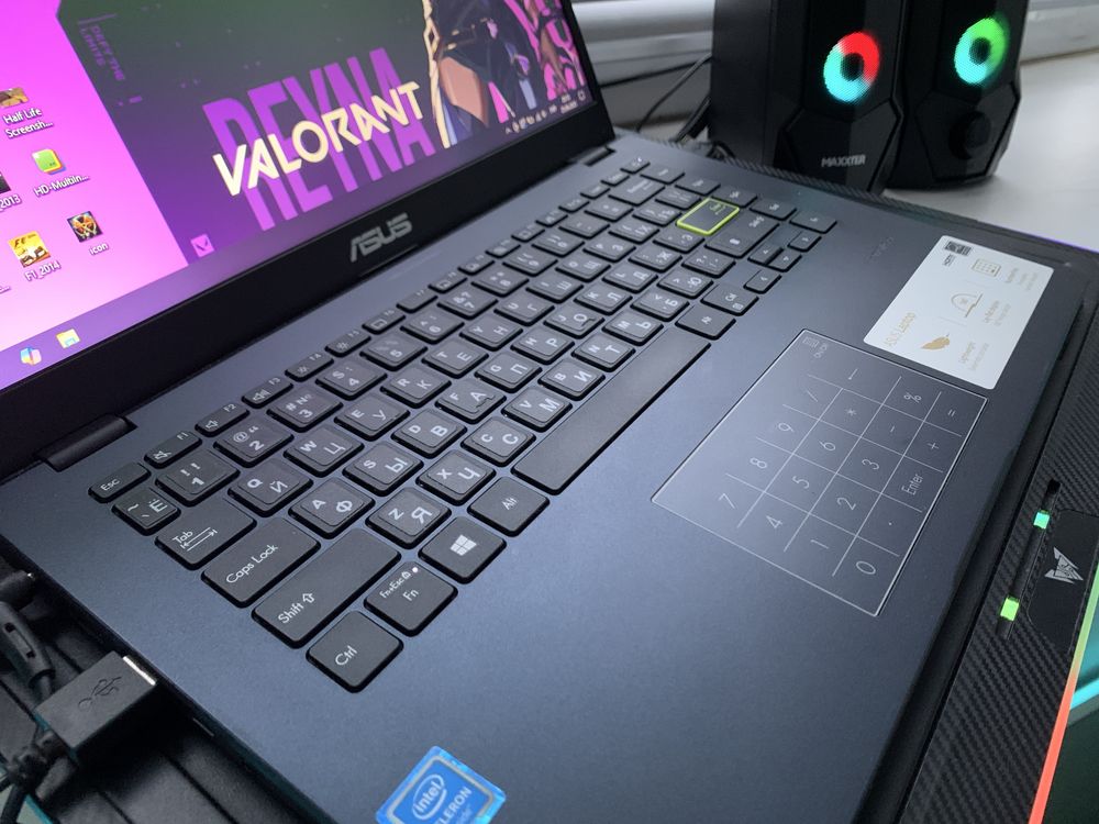 Ноутбук Как Новый! Asus с коробкой+игровые девайсы