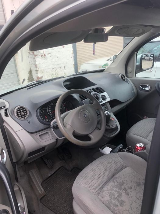 Рено кенго 1.6 бензин (растоможена)