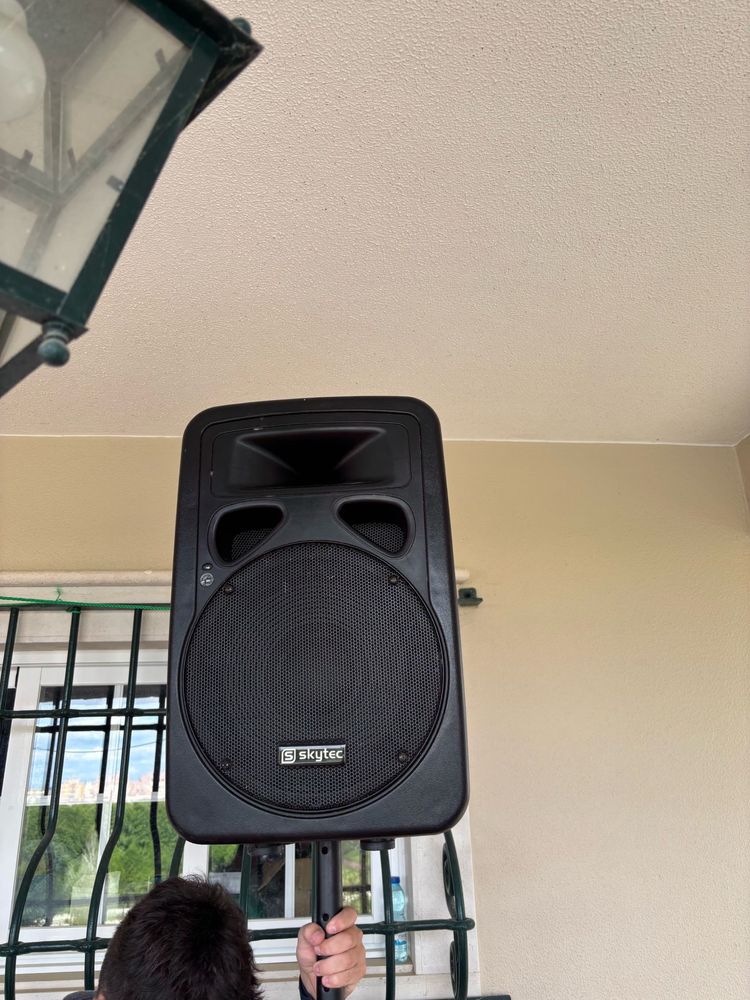 2 colunas Skytec 600w