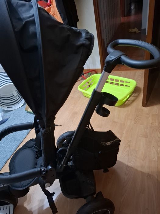 Tricíclo Kinderkraft EASYTWIST Preto