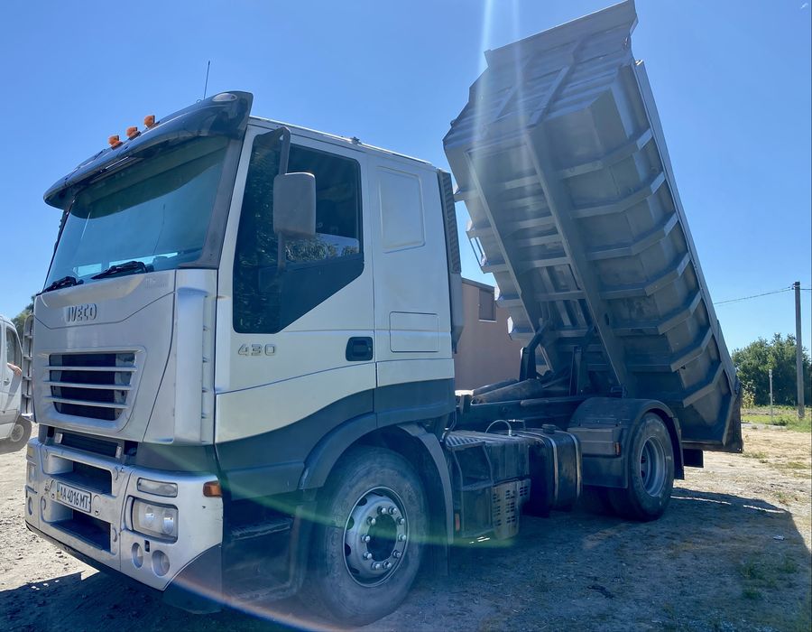 Надійність і сила в одному авто — самосвал самоскид Iveco Stralis 2006