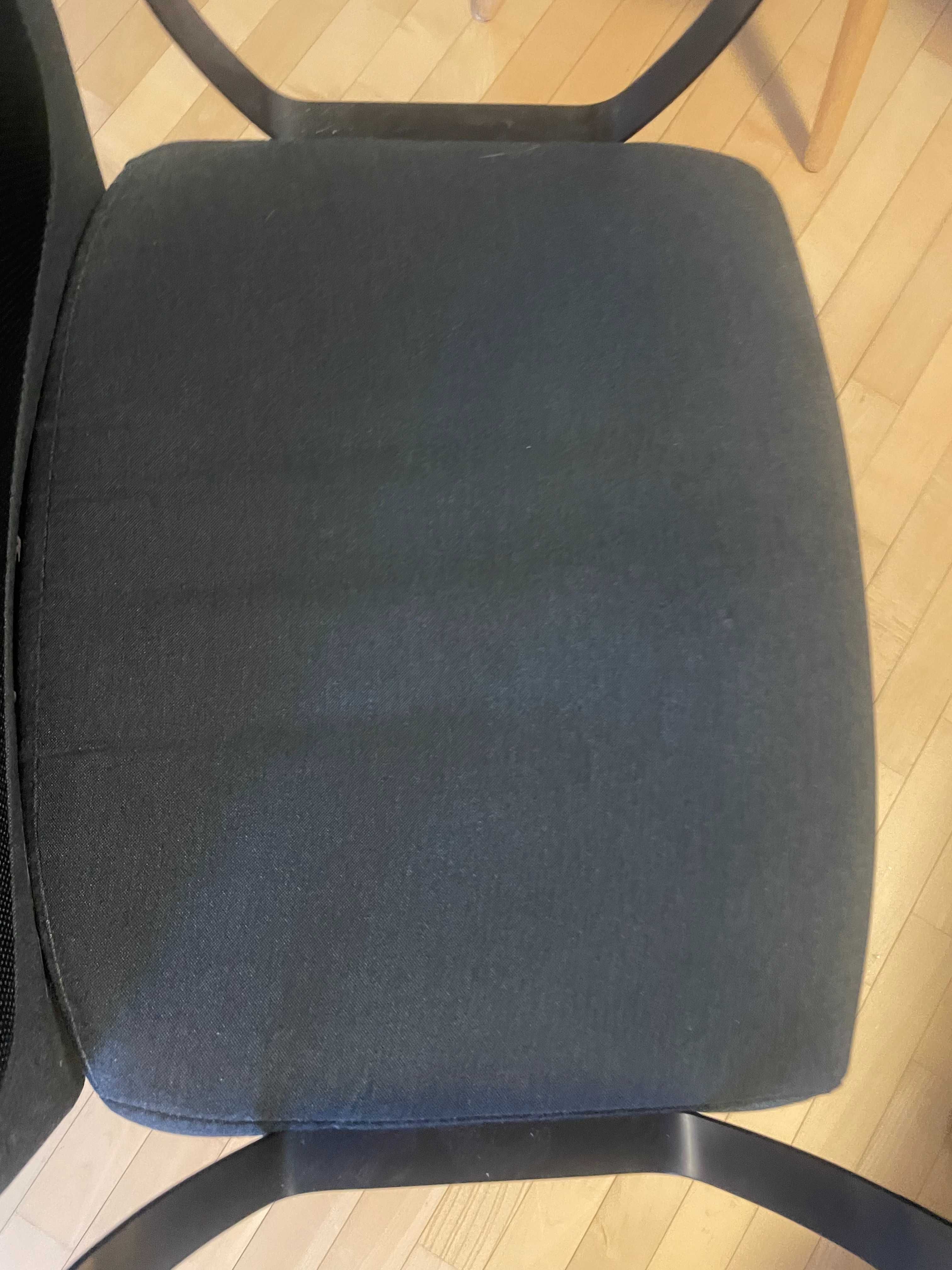 MARKUS office chair