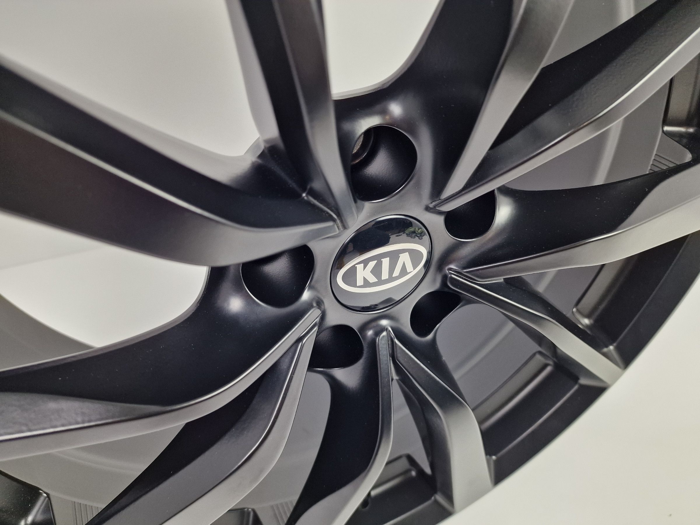 FABRYCZNIE NOWE Oryginalne Felgi MAK 19 KIA Sportage K7 K9 Sorento