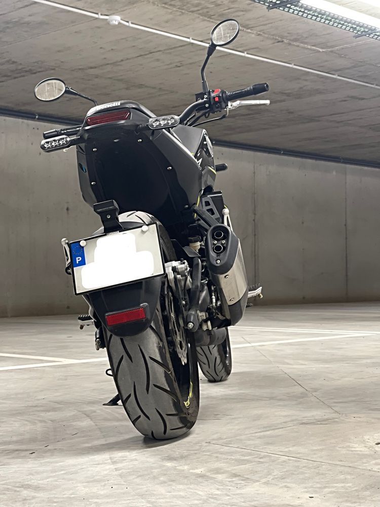 Benelli Leoncino 250