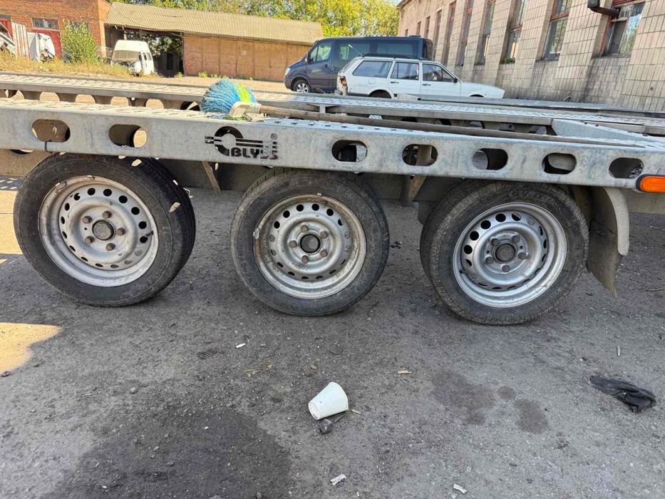 Здам в оренду причіп-лавету для перевезення авто довжина 9м