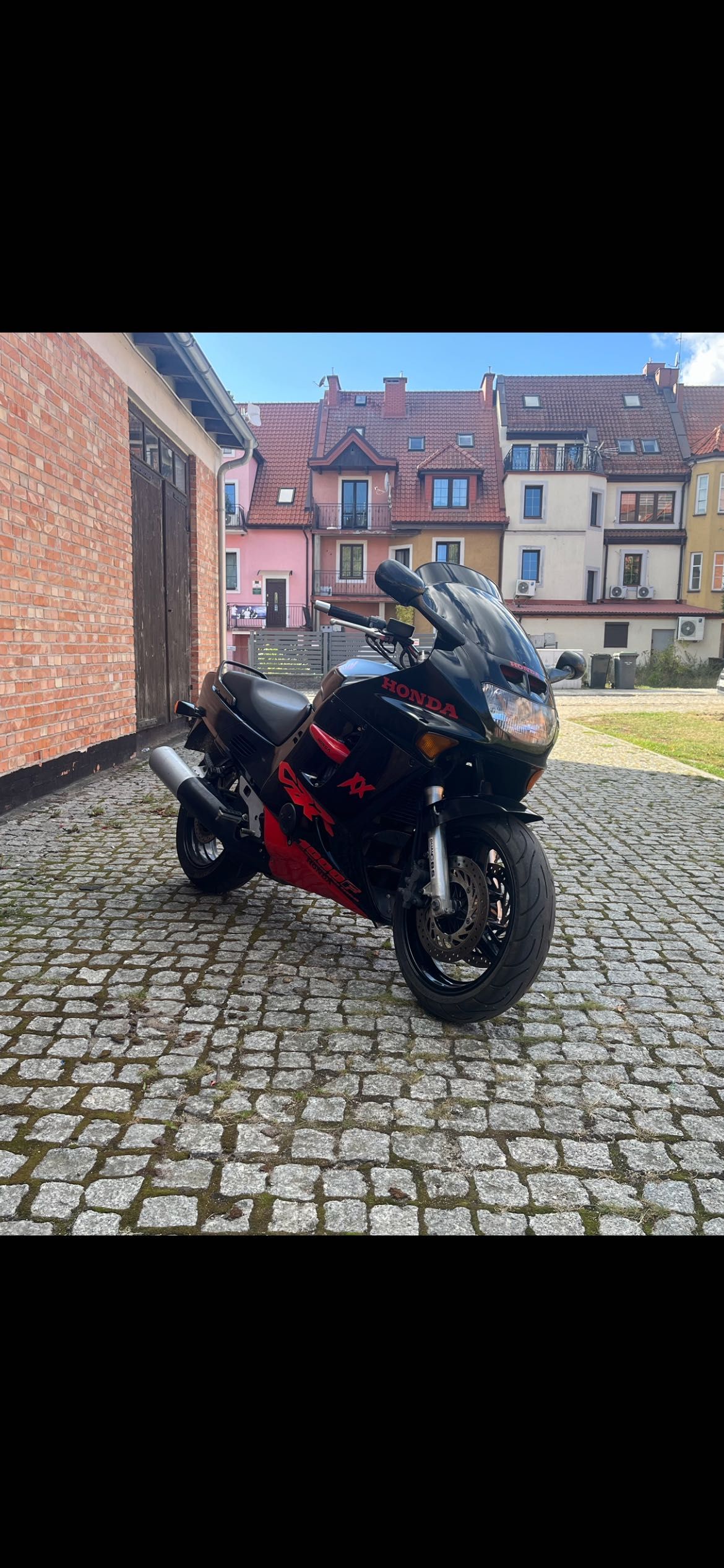 Honda CBR 1000F Dual