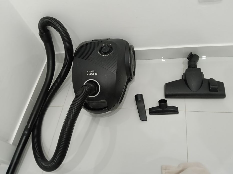Aspirador Bosch com saco