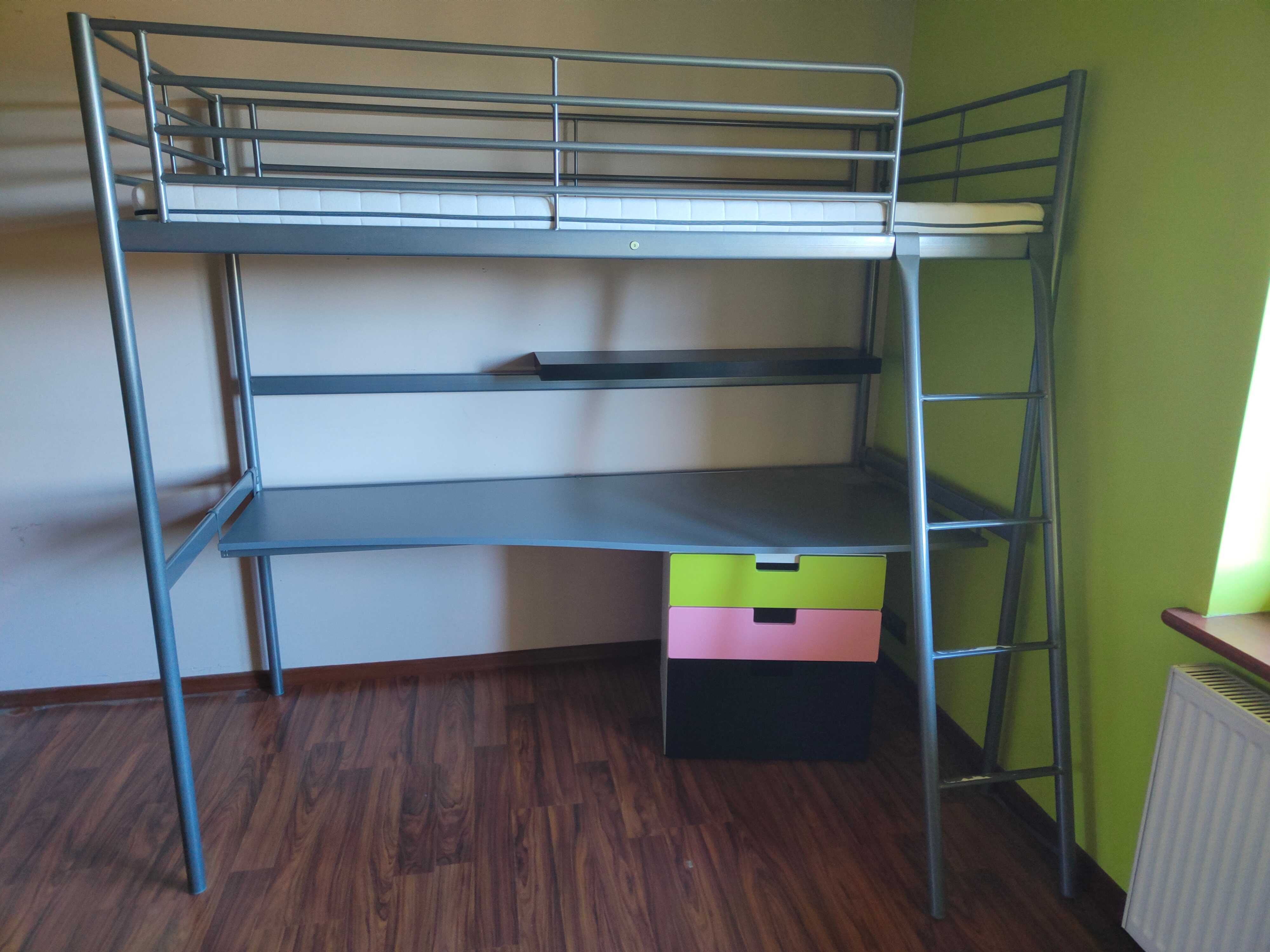 IKEA łóżko SVÄRTA plus materac, biurko i komoda, szarostalowy.