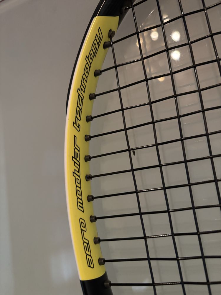 Raquete tenis Babolat AeroPro (o modelo usado pelo R. Nadal)