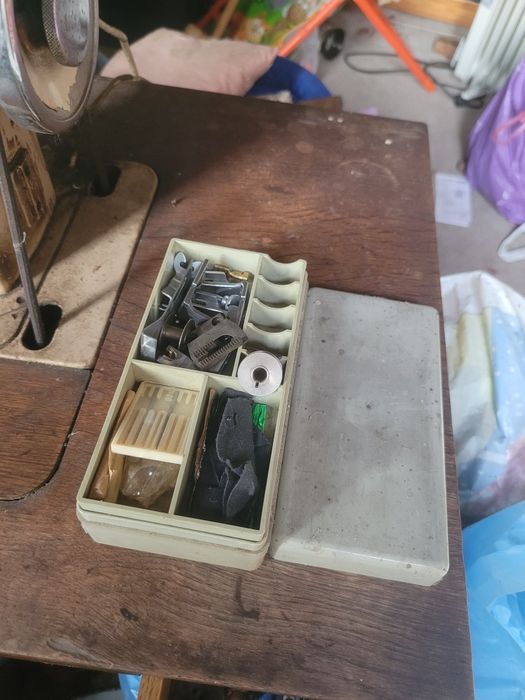 Maszyna do szycia Łucznik