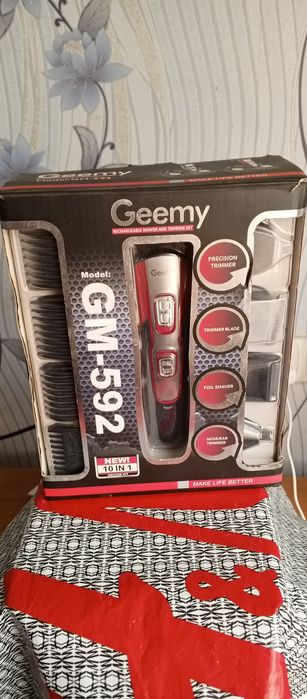 Машинка для стрижки 10 в 1  Geemy