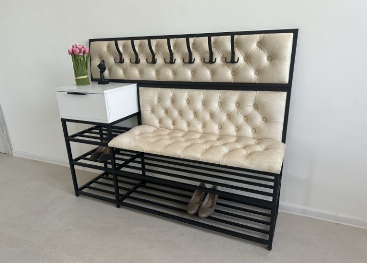 Банкетка консоль вішалкаСучасна та стильна консоль-банкетка з вбудован