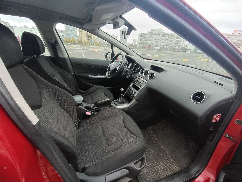 Продам Peugeot 308 2008 року