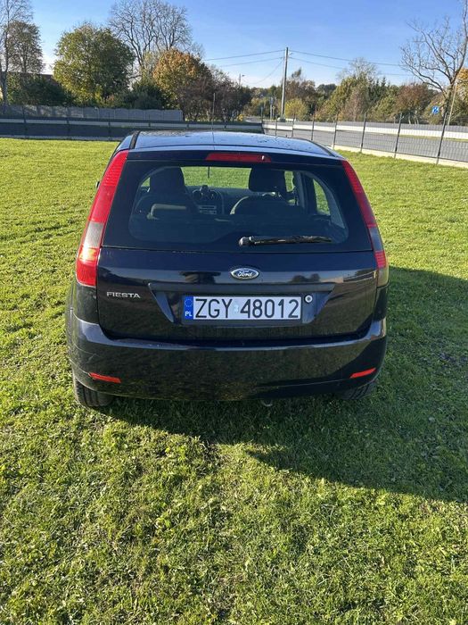 Sprzedam Forda Fieste