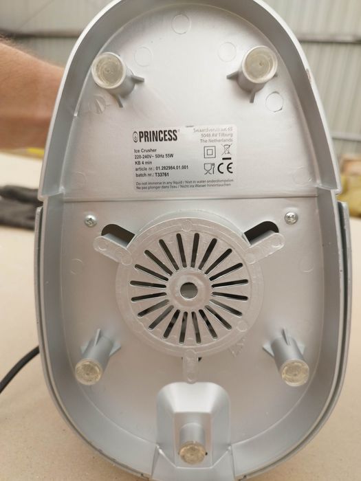 Princess Ice Crusher Kruszarka do lodu slushie granita elektryczna