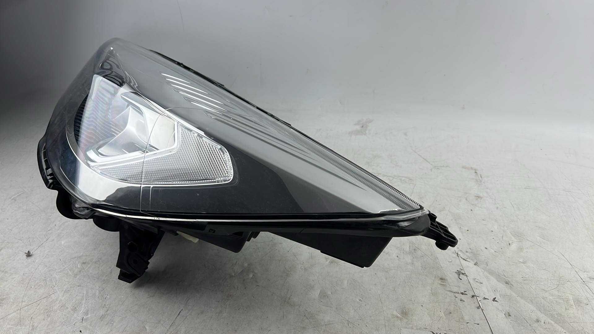 Ford Kuga MK2 LIFT lampa lewa przód  XENON SKRĘTNY  LED H15 H7