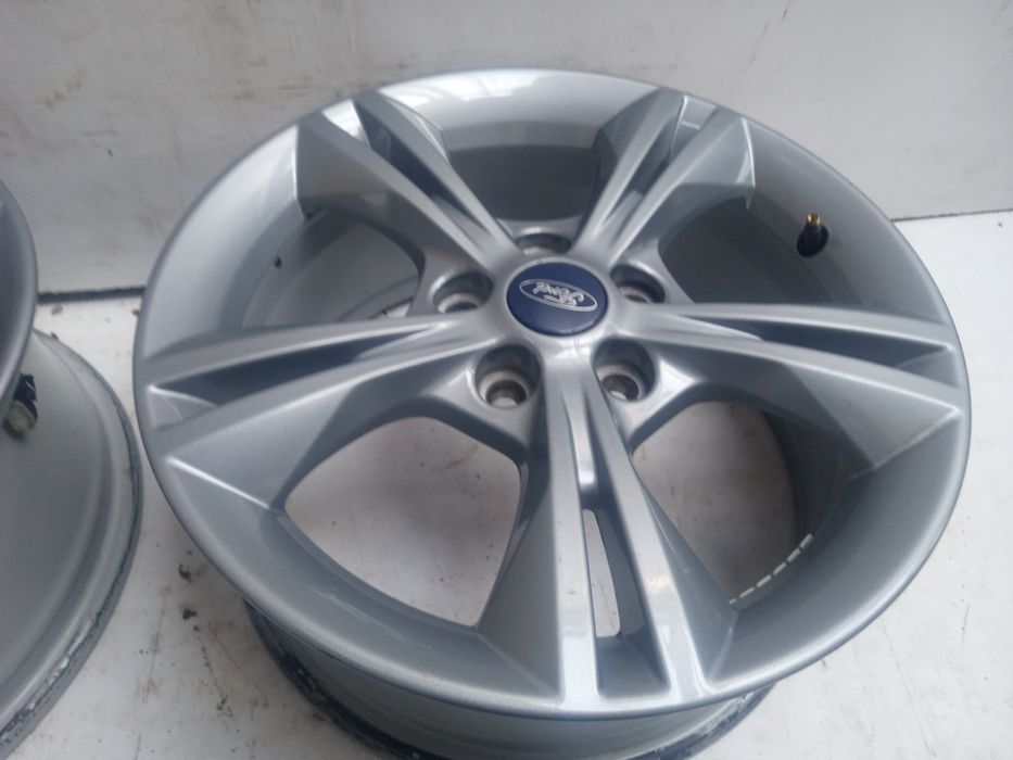 Felgi aluminiowe 16 Ford C max focus Mondeo oryginał jak nowe