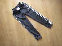ADIDAS spodnie dresowe rozm.140