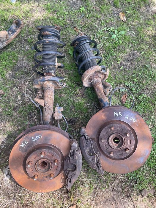 Стойки mazda 5 супорта mazda 5 2.0D