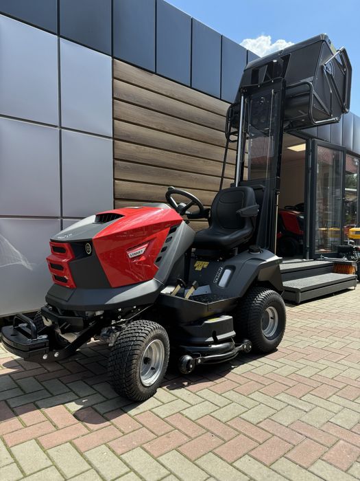 SECO traktor ogrodowy Profesjonalny naped 4x4 z wysokim wysypem trawy